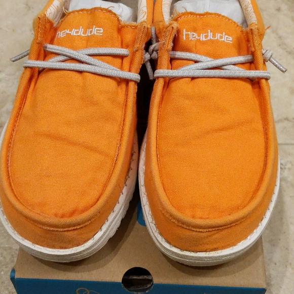 Hey Dudes - Picture 4 of 4